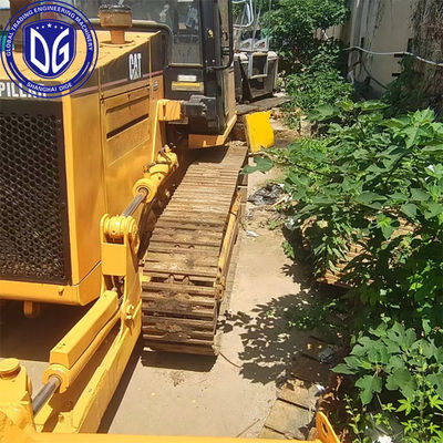 تولدور کاترپیلار CAT D3C که در حالت خوب است و یک واحد در دسترس است