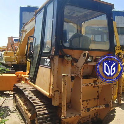 تولدور کاترپیلار CAT D3C که در حالت خوب است و یک واحد در دسترس است