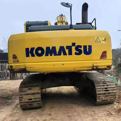تجربه عملکرد برتر Komatsu Excavator PC200 با فرم هیدرولیک رانندگی
