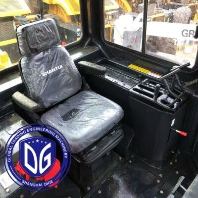 چین فروش داغ استفاده شده شانتوئی SD32 بولدوزر قدرت بالا شانتوئی 320HP ماشین ساخت و ساز سنگین در انبار