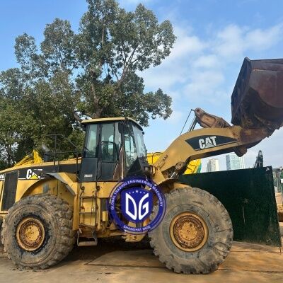 ژاپن 7 تن استفاده شده Caterpillar چرخ بارگذاری CAT980G چرخ بارگذاری با کیفیت بالا در انبار