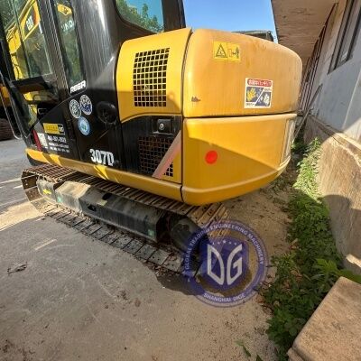 استفاده شده Caterpillar CAT307D Excavator کامپکت کارآمد آماده برای کار فروش داغ
