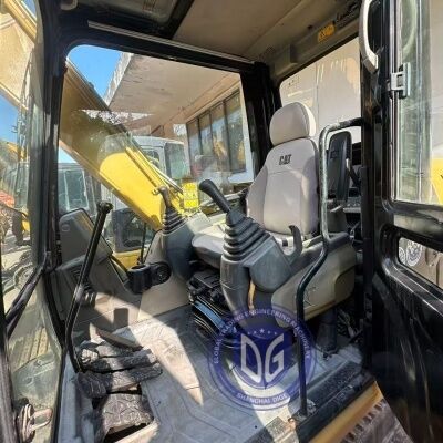 استفاده شده Caterpillar CAT307D Excavator کامپکت کارآمد آماده برای کار فروش داغ